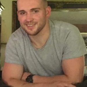 Meet your Posher, Christian